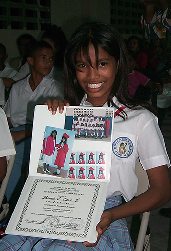 Cenit's 6th grade graduation in 2000